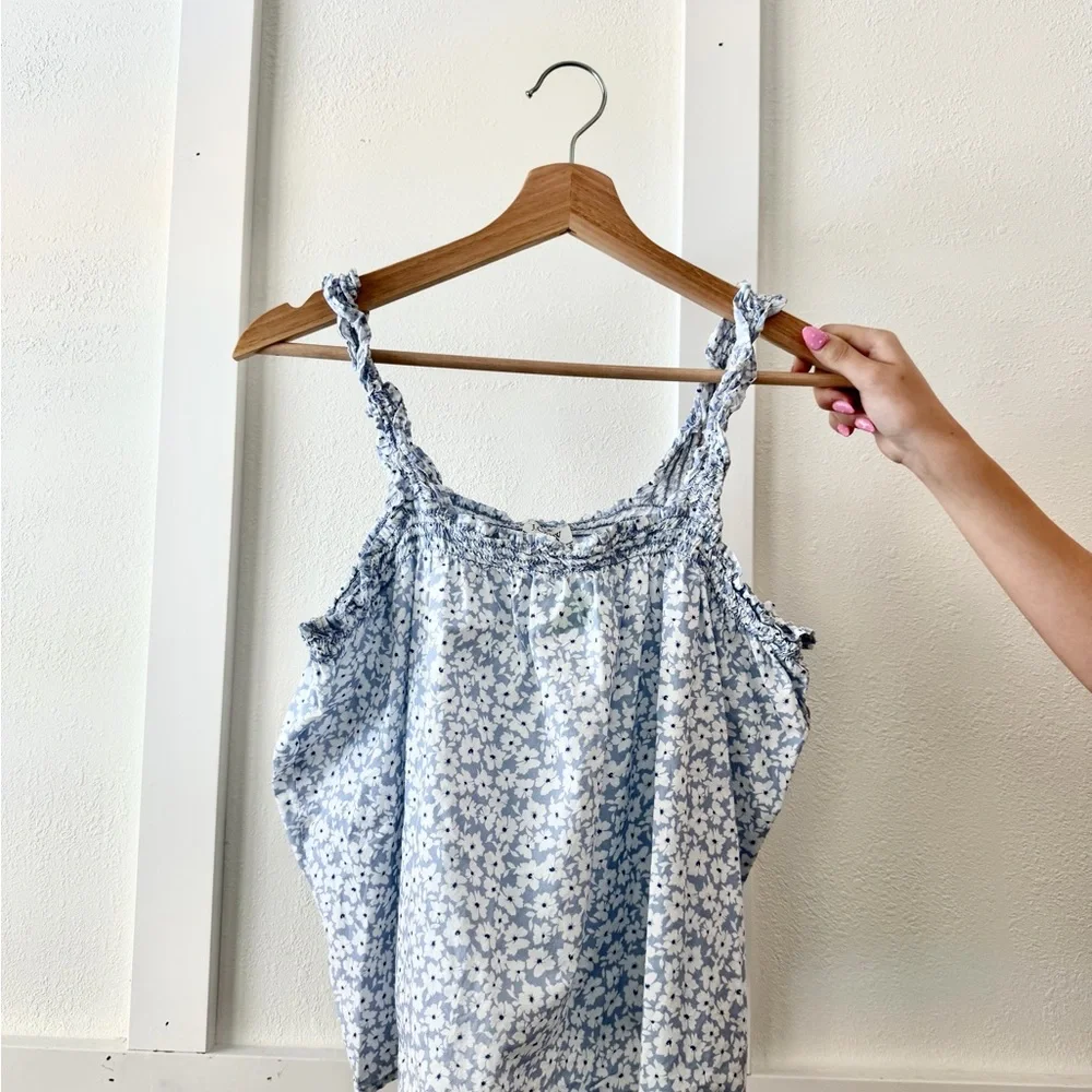 J Crew Blue Floral Smocked Strap Tank Top - Women